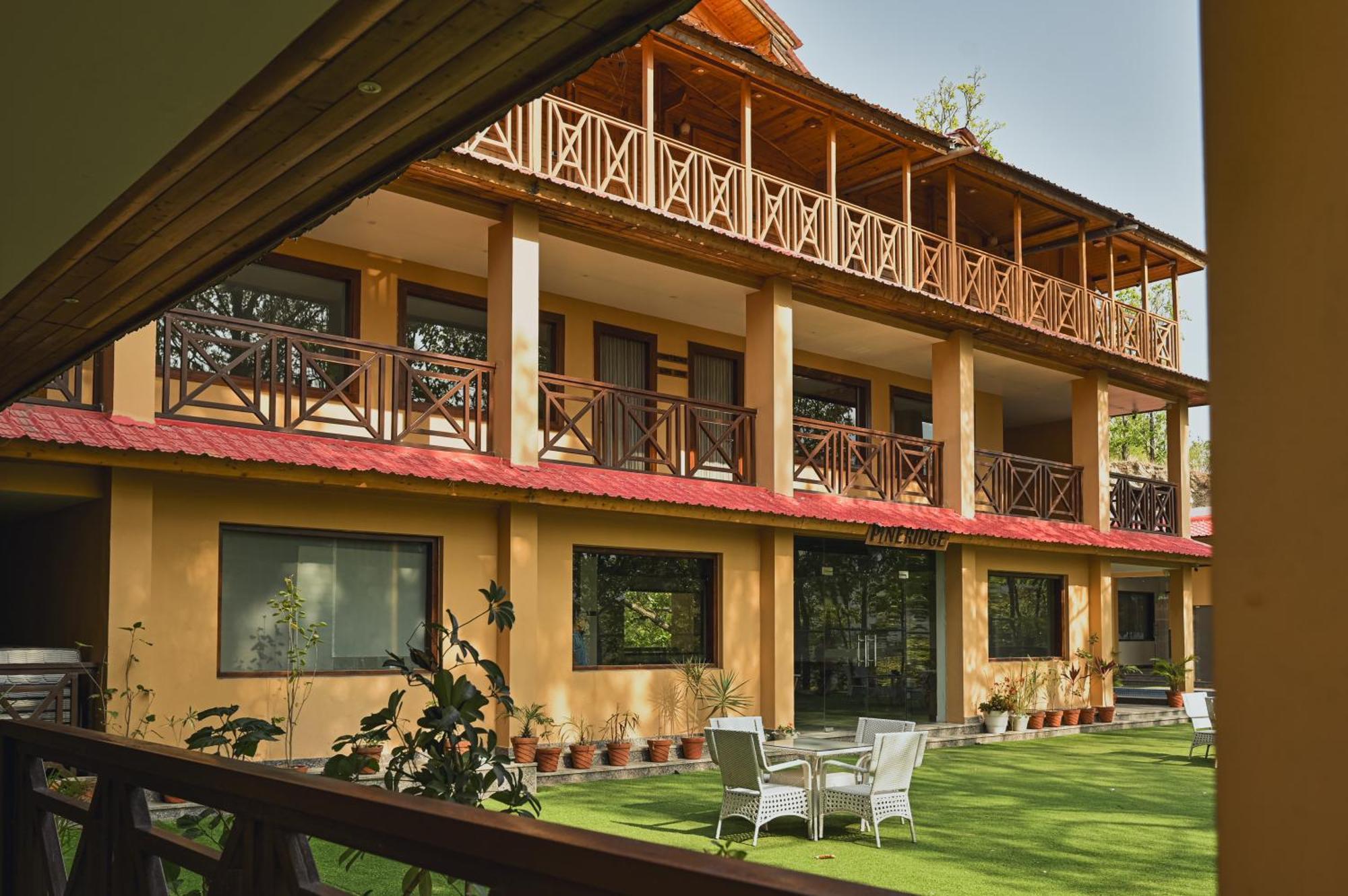 Aavaas Hill Resort Lansdowne Exterior foto