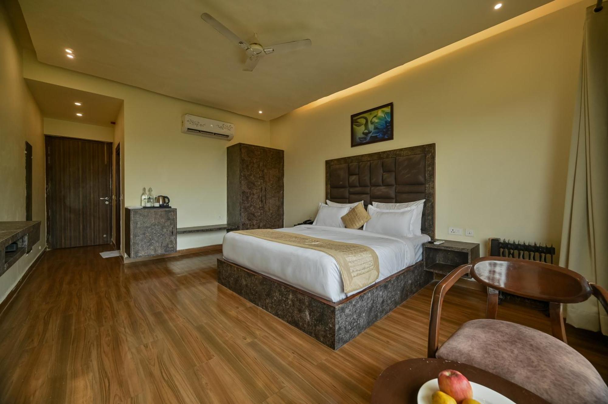 Aavaas Hill Resort Lansdowne Exterior foto